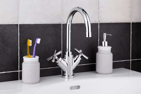 Paffoni Cruz ventilna miješalica za umivaonik u kromiranoj izvedbi s križnom ručkom