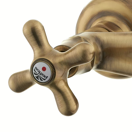 Paffoni Ricordi zidna ventilna miješalica za umivaonik u brončanoj izvedbi s okretnim izljevom