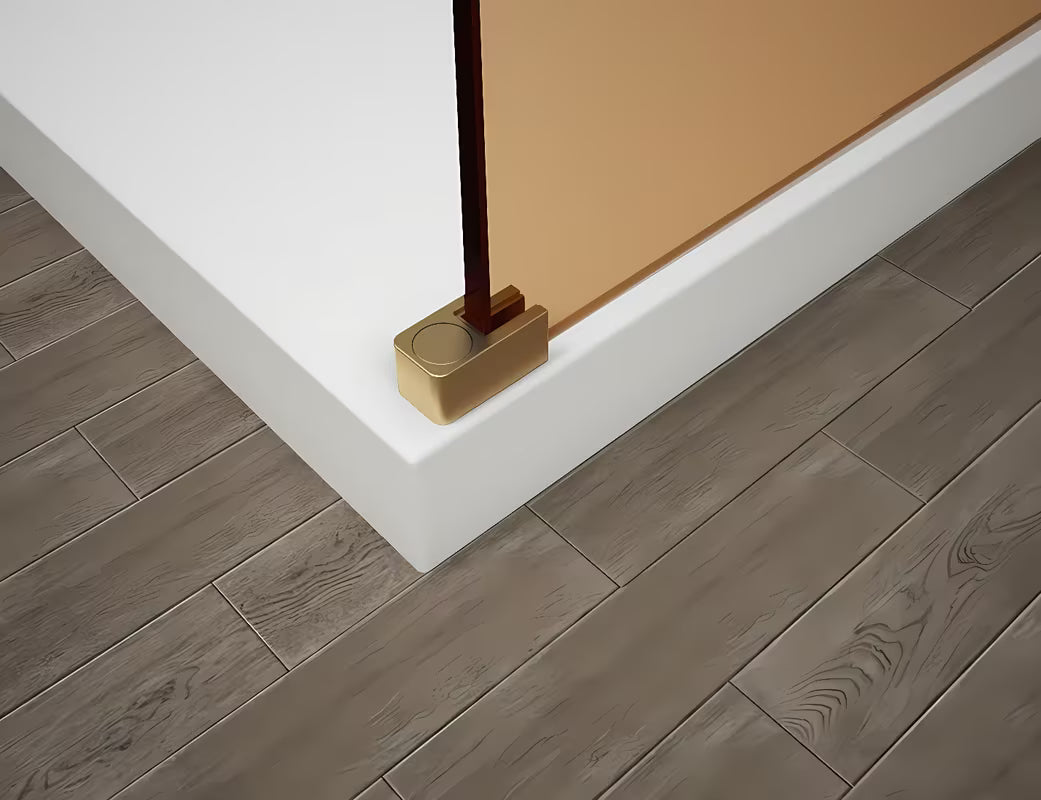 Polysan Esca učvrsna šipka u izvedbi gold kao okomita potpora, može se skratiti na željenu mjeru.