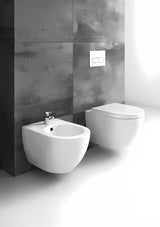 Bijeli viseći bide Ravak Chrome od keramike sa skrivenom montažom EasyFix