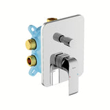 Podžbukna 2-smjerna tuš i miješalica za kadu Ravak Flat u sjajnoj krom izvedbi.