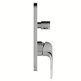 Podžbukna 2-smjerna tuš i miješalica za kadu Ravak Flat u sjajnoj krom izvedbi.