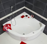 Kutna kada Ravak Newday 150x150 cm od lijevanog akrila s integriranim sjedalom