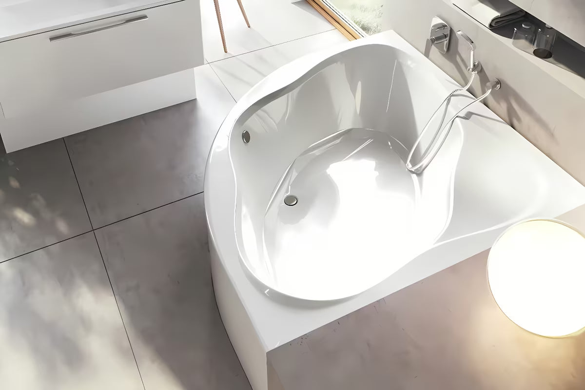 Kutna kada Ravak Newday 150x150 cm od lijevanog akrila s integriranim sjedalom