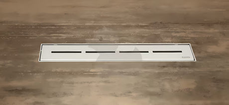 Nehrđajući tuš kanalica Ravak Runway 95 cm u sjajnoj izvedbi pro za ugradnju u prostor