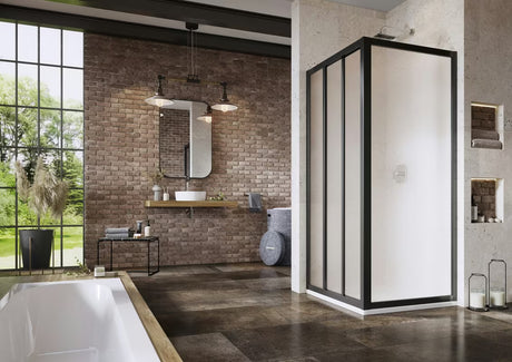 Crna bočna stijena Ravak Supernova 75 cm sa satiniranim staklom Grape i obradom Ravak anticalc.