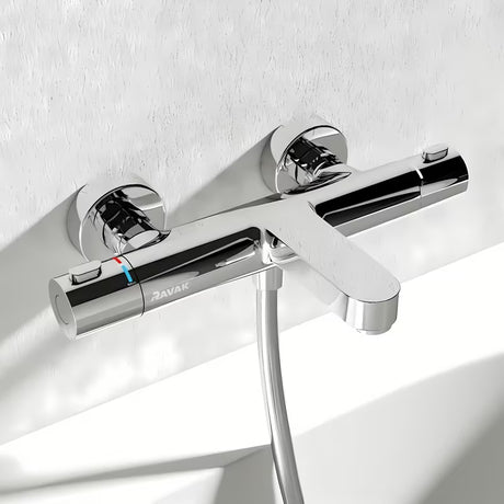 Kromirani termostatska zidna miješalica za kadu Ravak Termo s tehnologijom CoolFeel