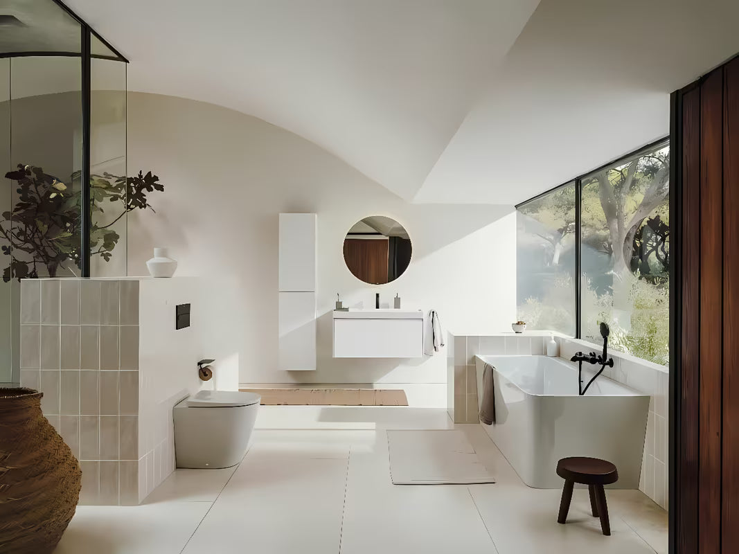 Visoka viseća kupaonski ormarić Roca Ona u mat bijeloj boji s otvaranjem bez ručkica PushOpen.