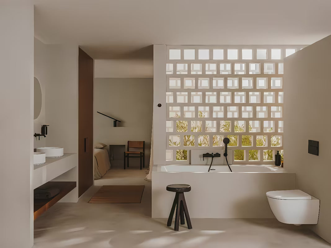 Viseća WC Školjka Roca Ona u bijeloj boji sa skrivenim pričvršćenjem i otvorenim ispiranjem