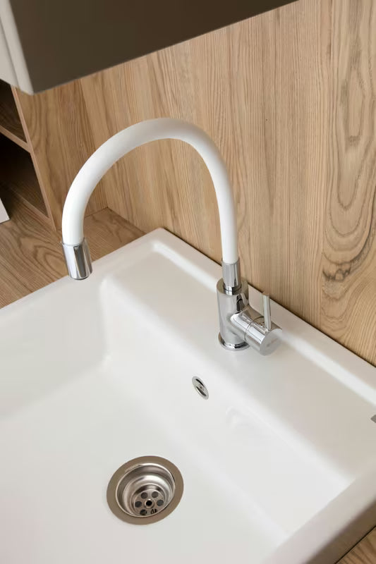 S-Line jednoručna baterija miješalica za sudoper bijela/krom sa silikonskim fleksibilnim crijevom