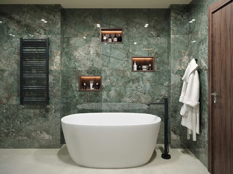 Samostojeća kada  SAT Aula od lijevanog mramora 160x78,7 cm s mogućnošću lijeve i desne orijentacije