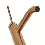 Jednoručna Baterija stojeća miješalica za umivaonik SAT Aurum u izvedbi rose gold brushed bez odvoda