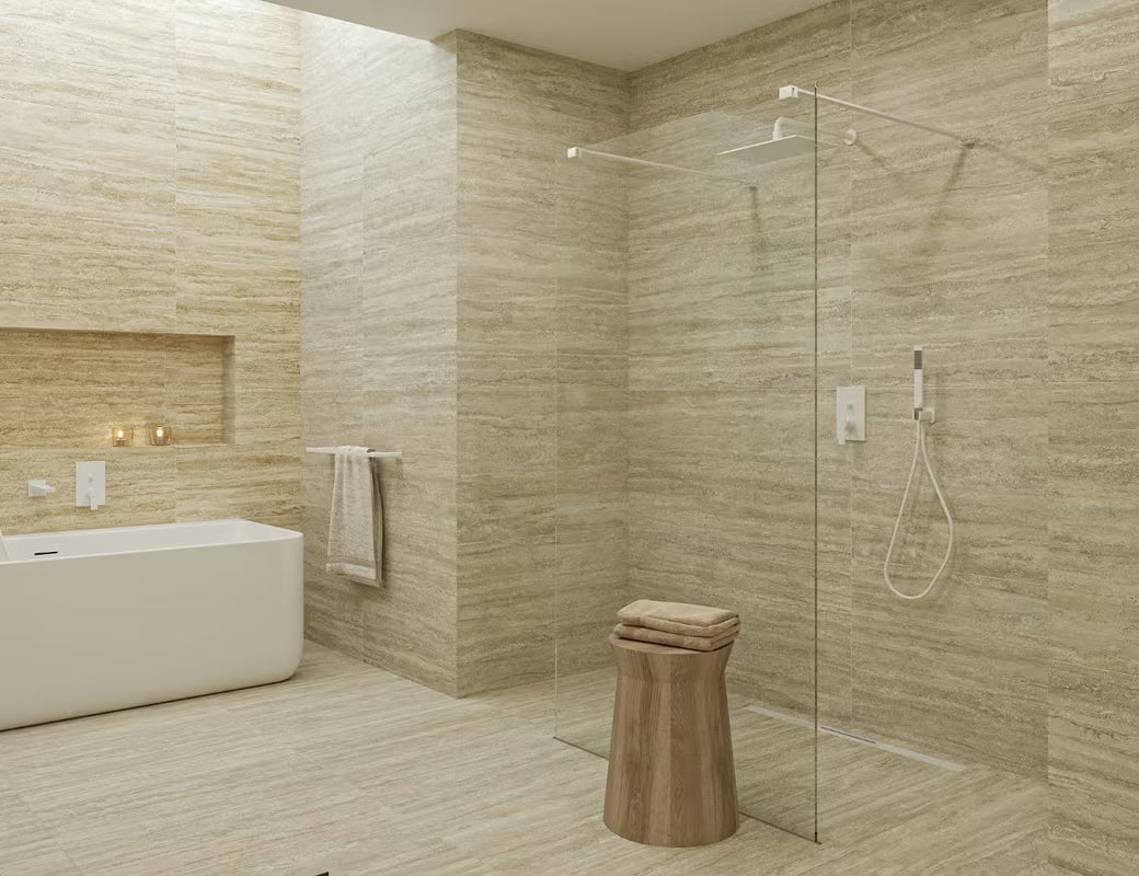 Podžbukni priključak SAT B-Way s tuš setom u mat bijeloj boji s ručnim tušem i držačem.