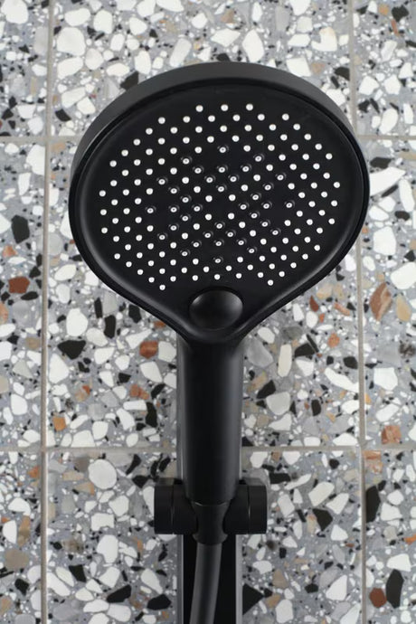 Ručna ručni tuš SAT B-Way u mat crnoj izvedbi s 3 funkcije i promjerom 13 cm.