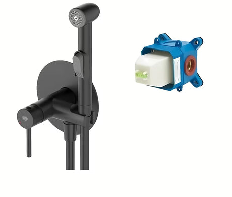 Crna mat podžbukna miješalica za bide SAT s bide tušem i crijevom za tuš