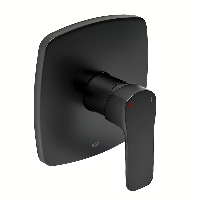 Podžbukna jednoručna baterija miješalica za tuš SAT Cube Way u crnoj mat izvedbi pro za modernu kupaonicu.