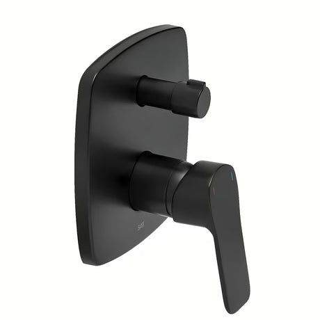 Podžbukna miješalica za tuš SAT Cube Way u crnoj mat izvedbi s modernim četvrtastim dizajnom