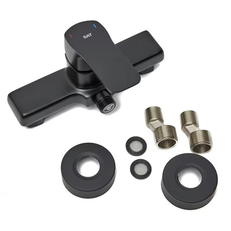 Jednoručna Baterija zidna miješalica za tuš SAT Cube Way u mat crnoj boji bez tuš seta.