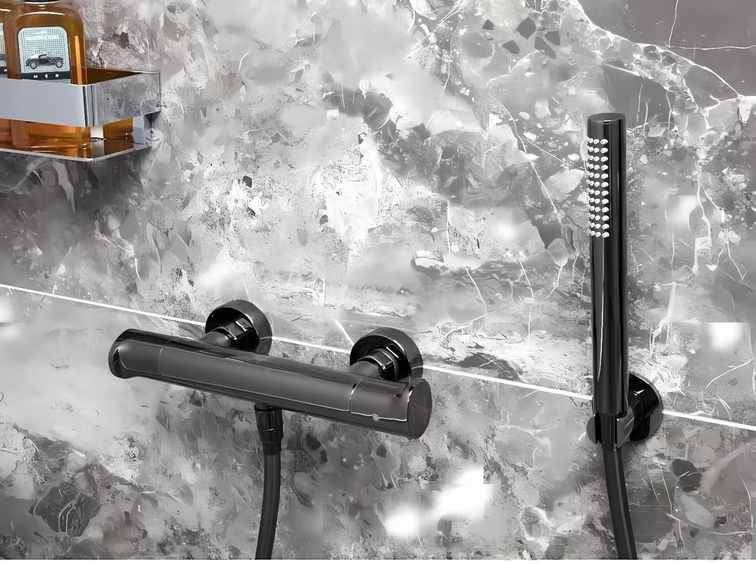 Termostatska zidna miješalica za tuš SAT Dark u obradi PVD gun metal bez tuš seta.