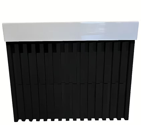 Crni viseća kupaonski ormarić SAT Delano s keramičkim umivaonikom i okomitim letvicama