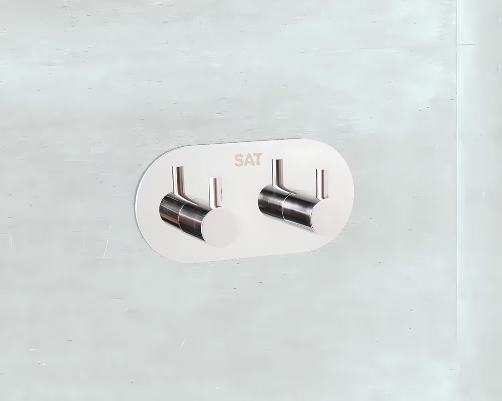 Samoljepljivi dvostruka kuka SAT Chrome u sjajnoj inox izvedbi pro montaža bez bušenja