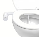 Bijelo bide sjedalo SAT Easybidet pro za ugradnju ispod WC daska bez priključka na struju.