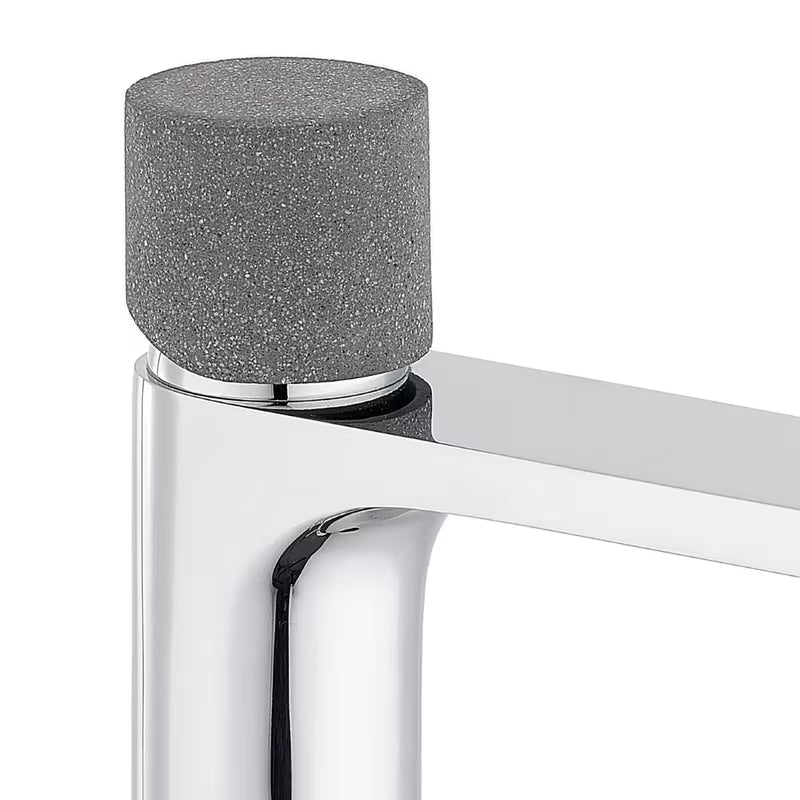 Betonska ručica SAT Fusion u betonsko sivoj izvedbi kao zamjenski upravljački element slavine.