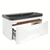 Viseća ormarić s keramičkim umivaonikom SAT Fusion u mat bijeloj boji s utičnicom i zaobljenim kutovima.