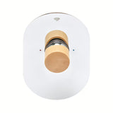 Podžbukna miješalica za tuš SAT Fusion u imitaciji drva s ručicom i kromiranim detaljima.