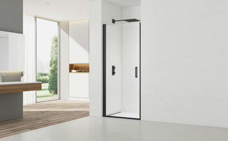 Svijetlosiva kupaonski tepih SAT Infinitio s mekanim dugim vlaknima i protukliznim donjim slojem.