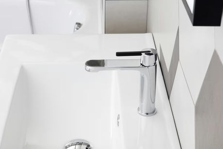 Miješalica za Umivaonik SAT Fusion u krom izvedbi s crnim detaljima