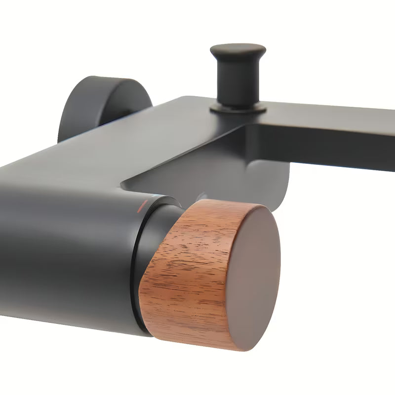 Zidna miješalica za kadu SAT Fusion s ručicom u dekoru tamnog drva i mat završnom obradom