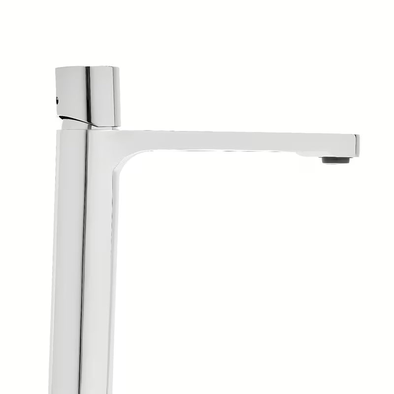 Visoka miješalica za Umivaonik SAT Fusion u krom izvedbi sa štedljivim perlatorom.