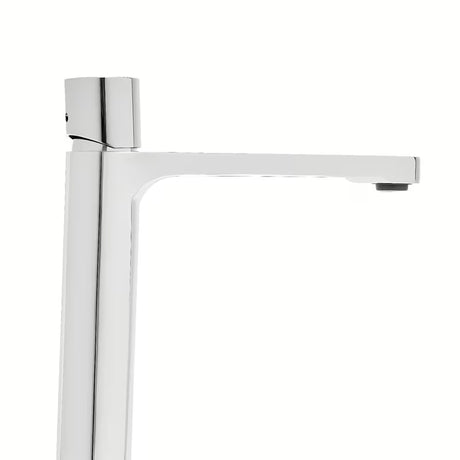 Visoka miješalica za Umivaonik SAT Fusion u krom izvedbi sa štedljivim perlatorom.