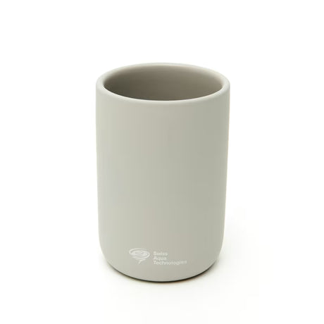 Samostojeći  mat sivi držač četkica za zube SAT Infinitio od gumirane keramike.