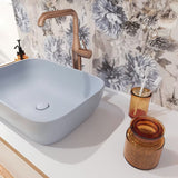 Mat ružičasti keramički umivaonik na ploču SAT Infinitio bez preljeva, ovalni oblik, 45,5x32,5 cm.