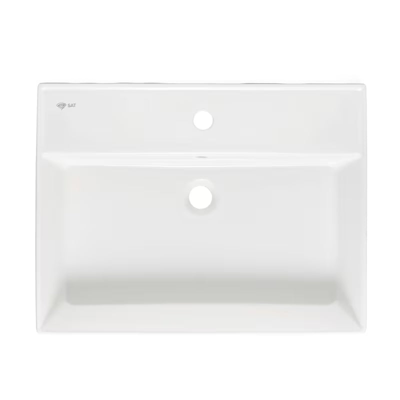Bijeli keramički viseći umivaonik SAT Infinitio 60,5x46,5 cm s preljevom i otvorom pro slavinu u sredini.