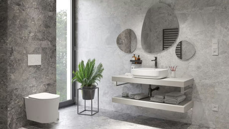 Viseća WC Školjka SAT Infinitio u mat bijeloj boji sa skrivenim pričvršćenjem i sjedalom soft Close.