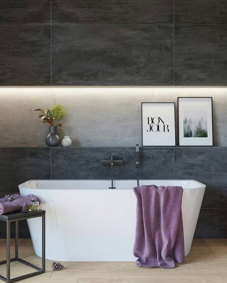 Samostojeći  akrilna kada SAT Katy 160x75 cm namijenjena za ugradnju za zid i u prostoru.