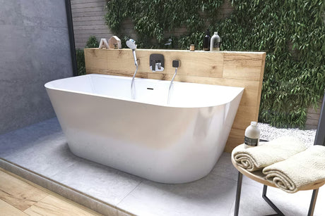 Samostojeći  akrilna kada SAT Katy 160x75 cm namijenjena za ugradnju za zid i u prostoru.