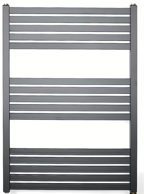 Kombinirani radijator SAT Kh 45x80 cm u crnoj mat boji s bočnim priključkom na razmak.