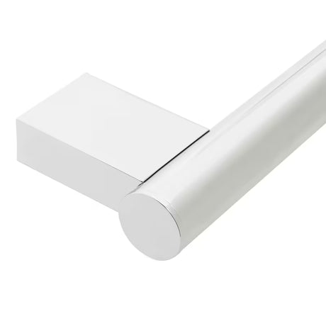 Kutne ručka SAT Chrome u krom izvedbi pro za upotrebu uz kade ili u tuš-kabini.