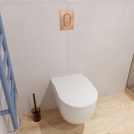 Samostojeći  ČETKA za Wc SAT Magic u smeđoj sjajnoj izvedbi sa zaobljenim oblikom.