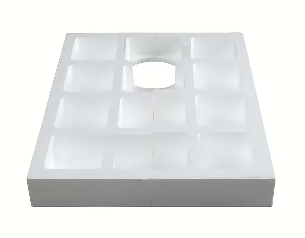 Bijeli polistirenski nosač SAT pro za tuš kadu od izdržljivog HDPS pro za stabilnu i brzu montažu.