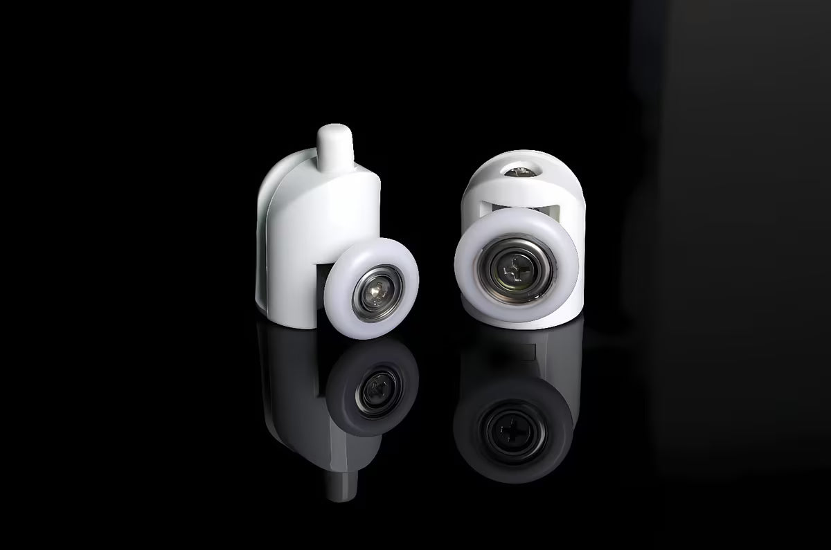 Kvadratna tuš kabina SAT Project 90x90 cm s bijelim profilima, kliznim vratima i tuš kadom