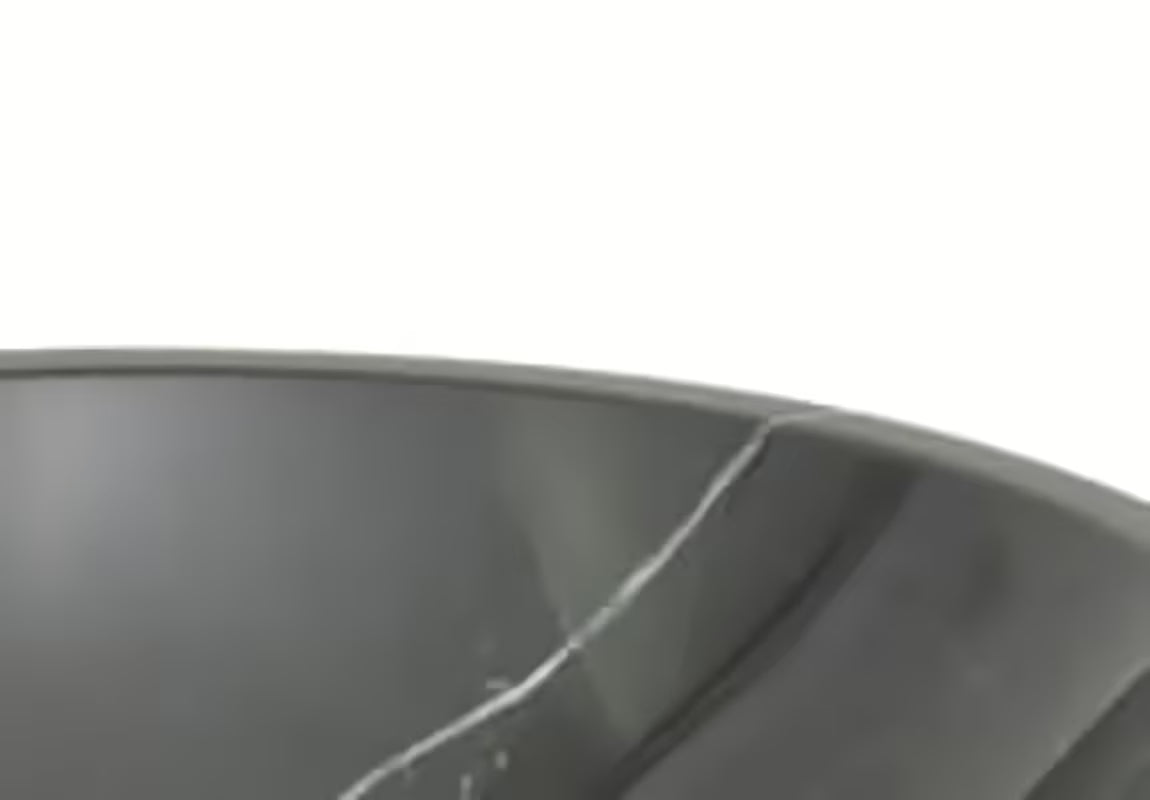 Umivaonik na ploču SAT Purity od pravog crnog mramora dimenzija 43 x 43 cm bez preljeva.