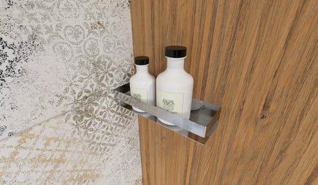 Nehrđajući tuš polica SAT pro montaža bušenjem s razmakom od 20 cm.