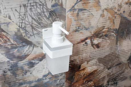 Bijeli dozator sapuna SAT pro montaža lijepljenjem bez bušenja