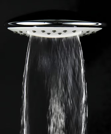 Bijela i krom ručna ručni tuš SAT s tri vrste mlaza i promjerom 12 cm.