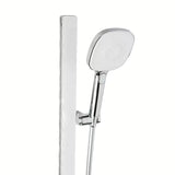 Tuš set SAT u bijelo-krom izvedbi s policom, tuš šipkom i ručnim tušem s 3 mlaza